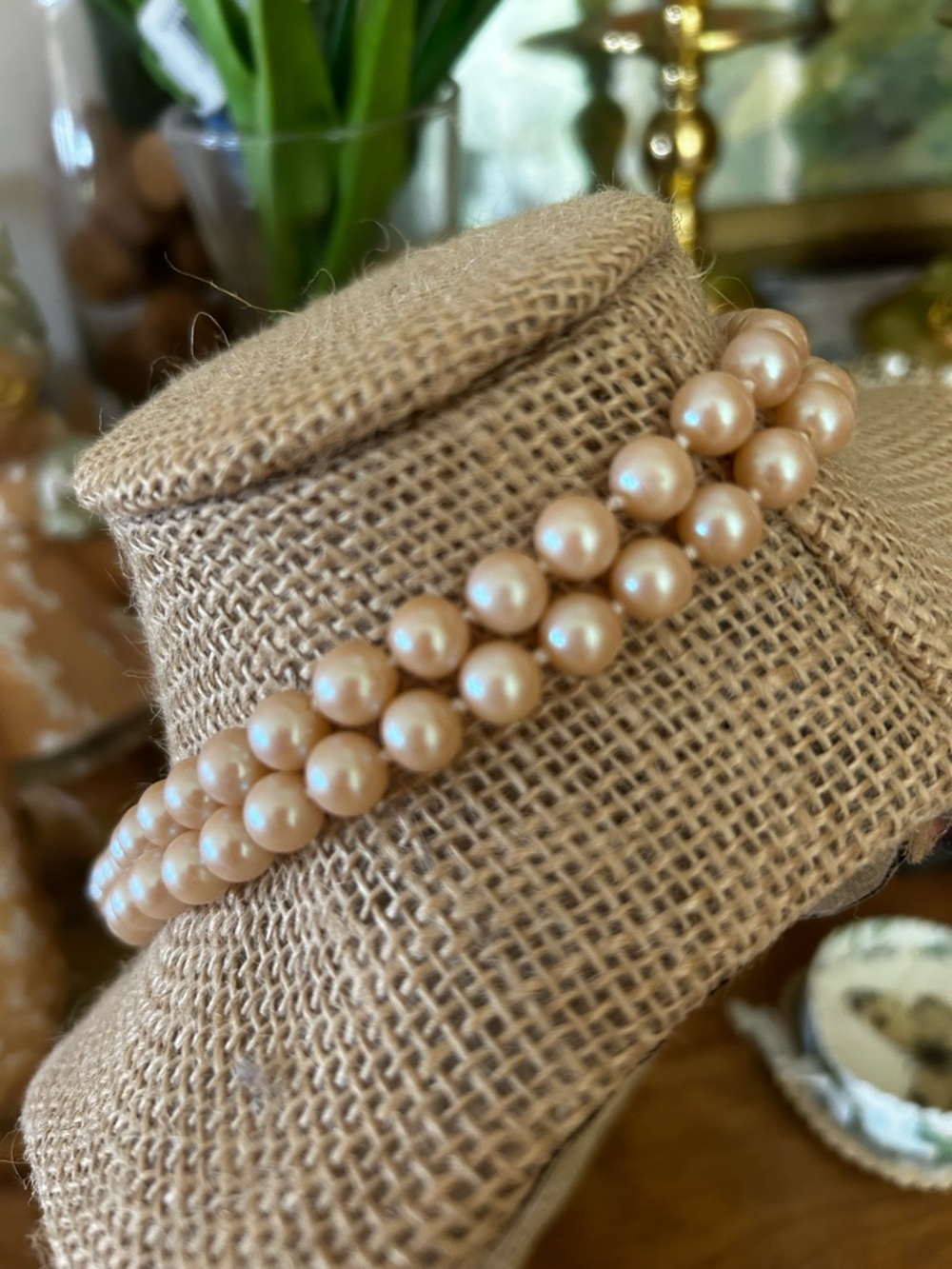Classic Double-Strand Peach Pearl Necklace Vintage - Picture 3 of 7